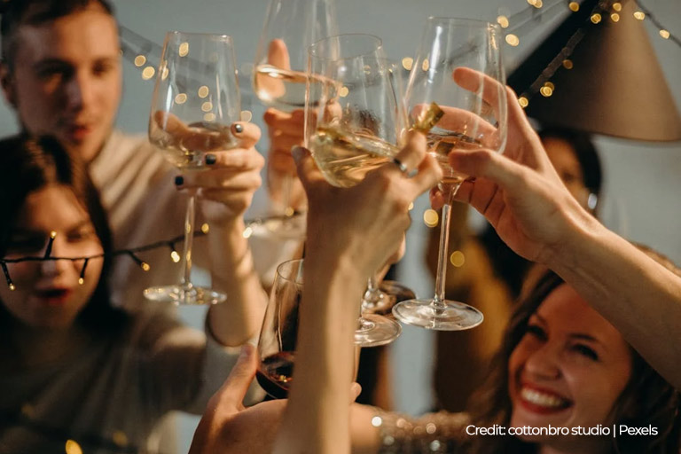 11 Tips for Organizing a Corporate Christmas Party That Everyone Will Love